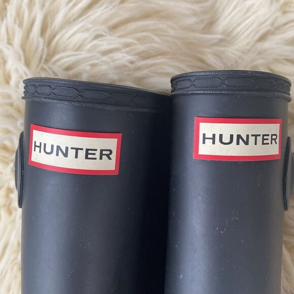 Hunter Navy Matt Tall Rain Boots Navy- wore one times, mint condition - Picture 1 of 16